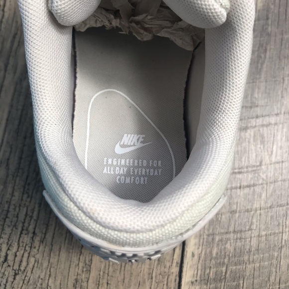 NWT Nike Air Max 90 PRM Light Bone WMNS - Picture 7 of 8